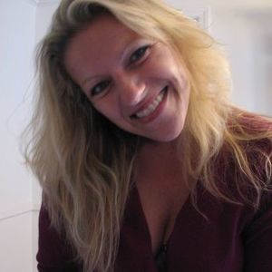 Meet your Posher, Dey